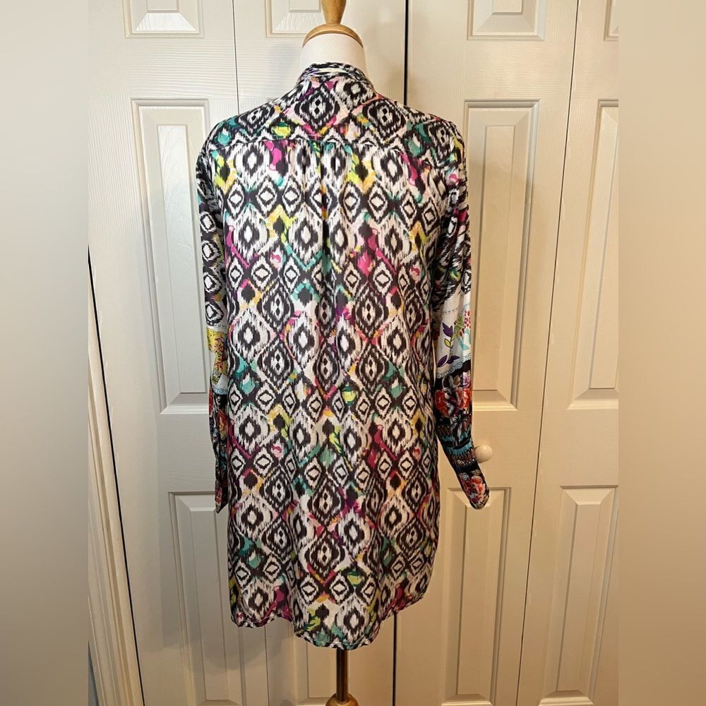 Johnny Was Nanette Silk Ikat Elephant Print Tunic Top in size XS NWOT - Picture 9 of 15